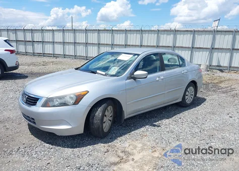 2008 Honda Accord 2.4 Lx из США, поврежденный, VIN 1HGCP263X8A137931